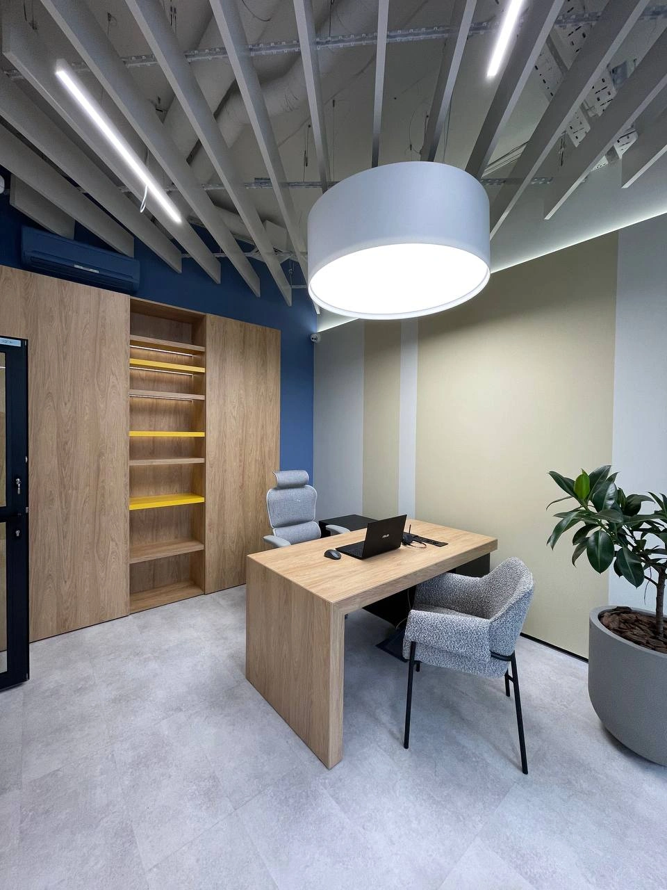 Ремонт офісу Піреус Банку в Житомирі