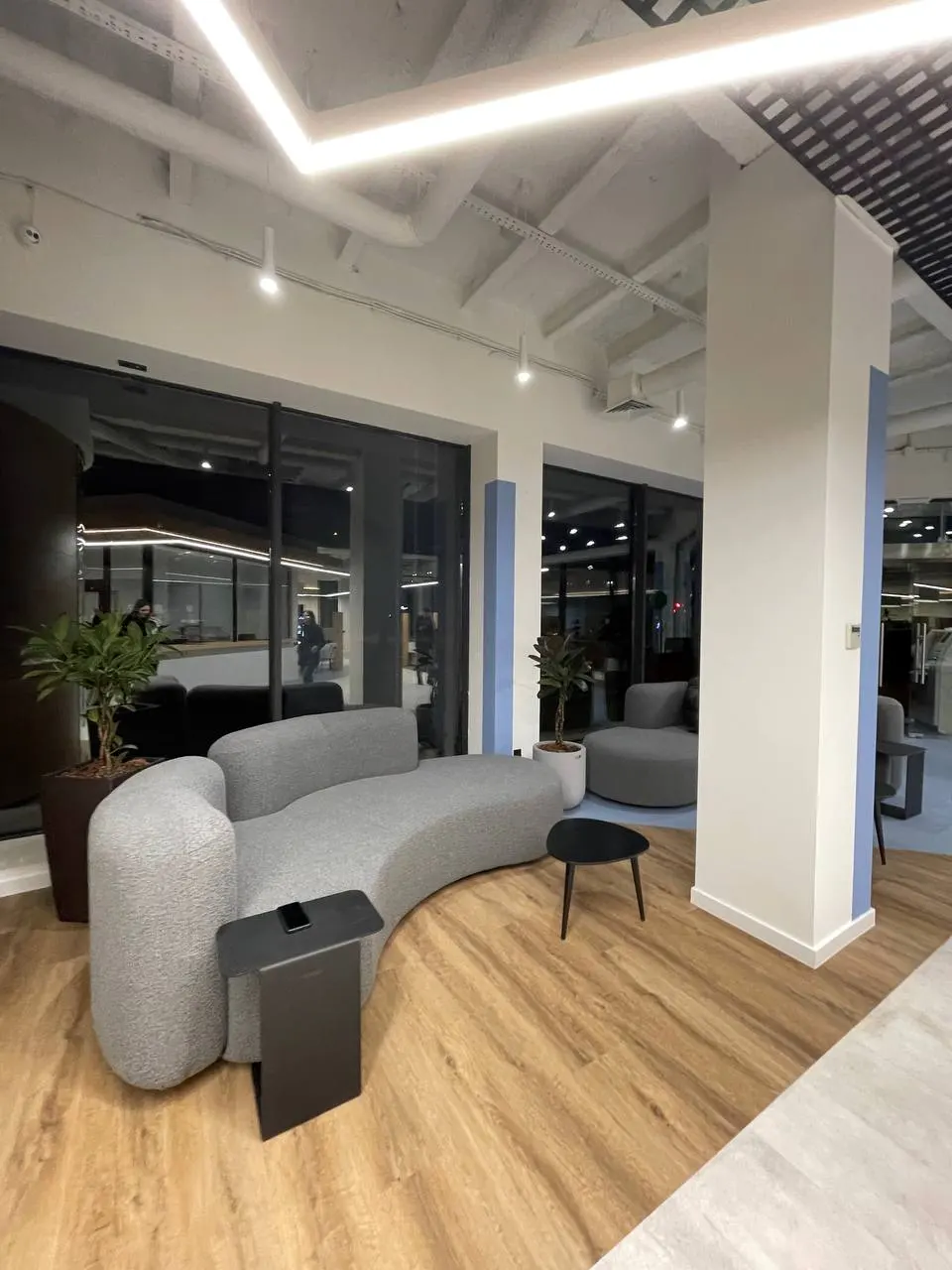 Ремонт офісу Піреус Банк